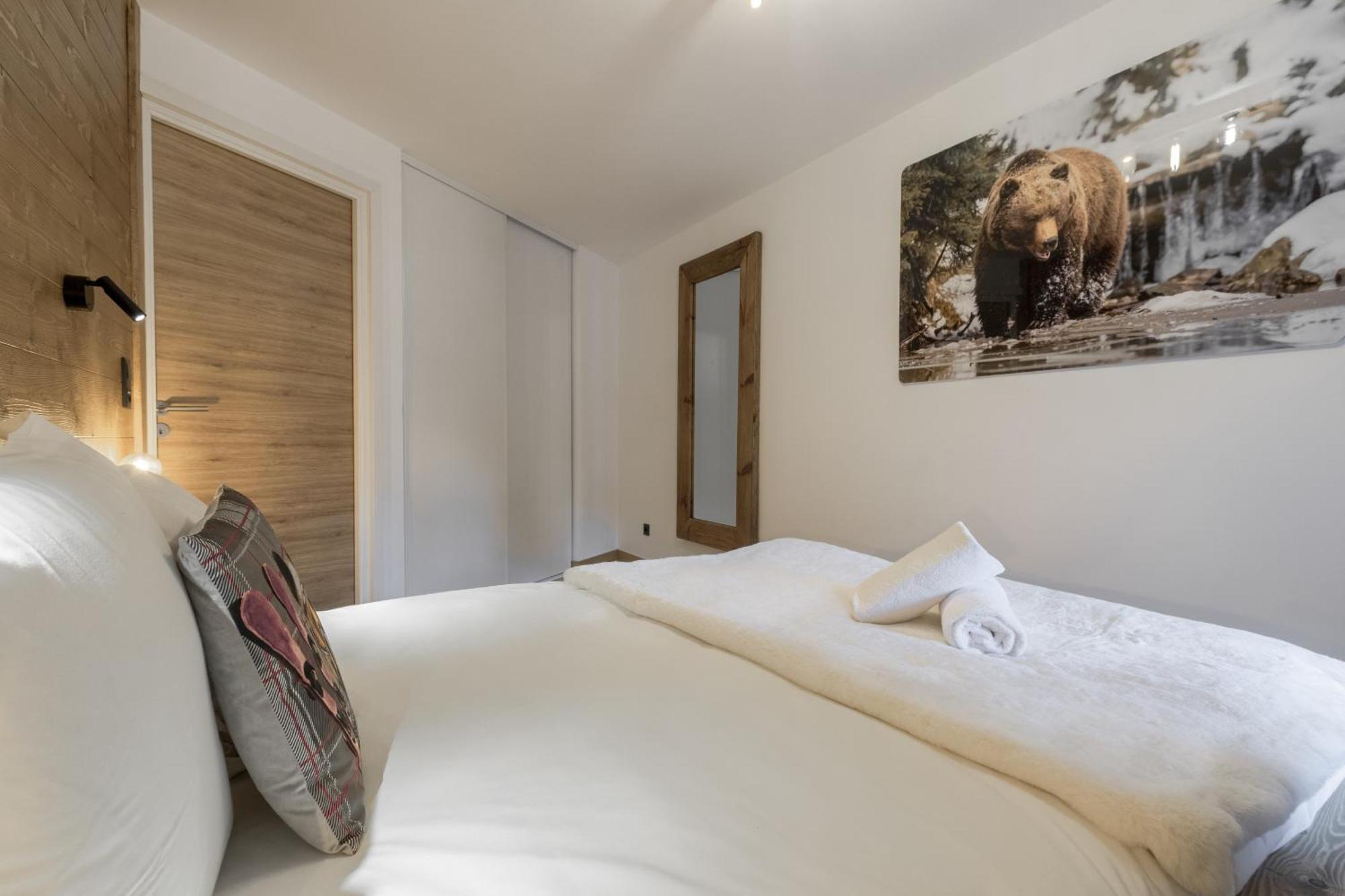 The Bear Apartment Ле Уш Екстериор снимка
